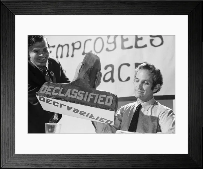 Framed Print : Daniel Ellsberg at a Banquet Framed Print : Daniel Ellsberg at a Banquet