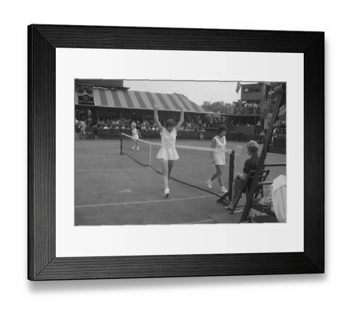 Framed Print : Women Tennis Professionals on Court