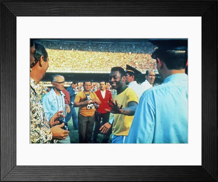 Framed Print : Pele with Photographers and Reporters Framed Print : Pele with Photographers and Reporters