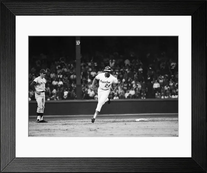 Framed Print : Frank Robinson Rounds Second Base Framed Print : Frank Robinson Rounds Second Base