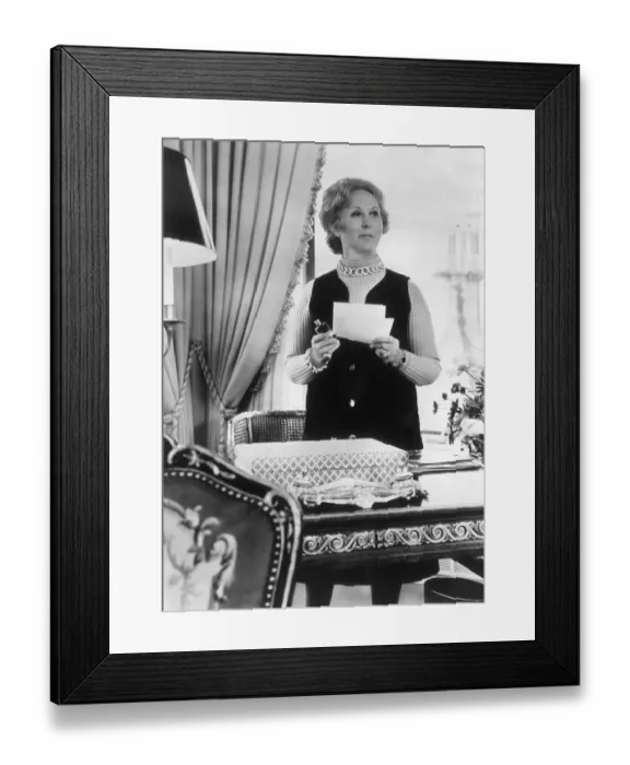 Framed Print : Estee Lauder In Her Office