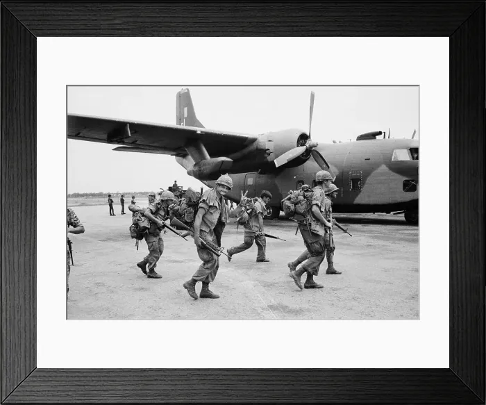 Framed Print : GIs Returning From Vietnam, June 20, 1971 Framed Print : GIs Returning From Vietnam, June 20, 1971