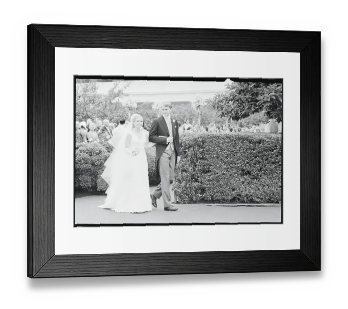 Framed Print : Tricia Nixon with Husband Framed Print : Tricia Nixon with Husband