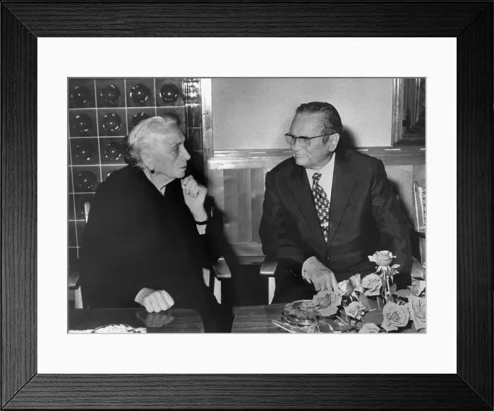 Framed Print : Josip Broz Tito Speaking with Dolores Ibaruri Framed Print : Josip Broz Tito Speaking with Dolores Ibaruri