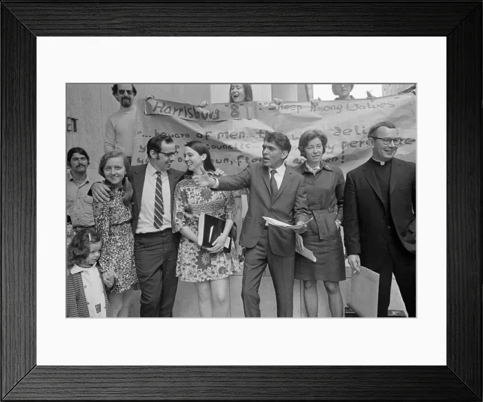 Framed Print : Five People Accused of Plotting Kissinger Kidnapping Framed Print : Five People Accused of Plotting Kissinger Kidnapping