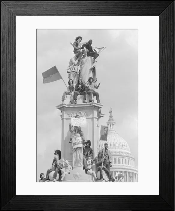 Framed Print : Civilians Sitting on Monument Framed Print : Civilians Sitting on Monument