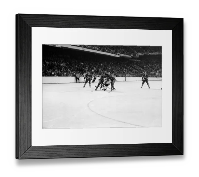 Framed Print : Bobby Orr in Hockey Action Framed Print : Bobby Orr in Hockey Action