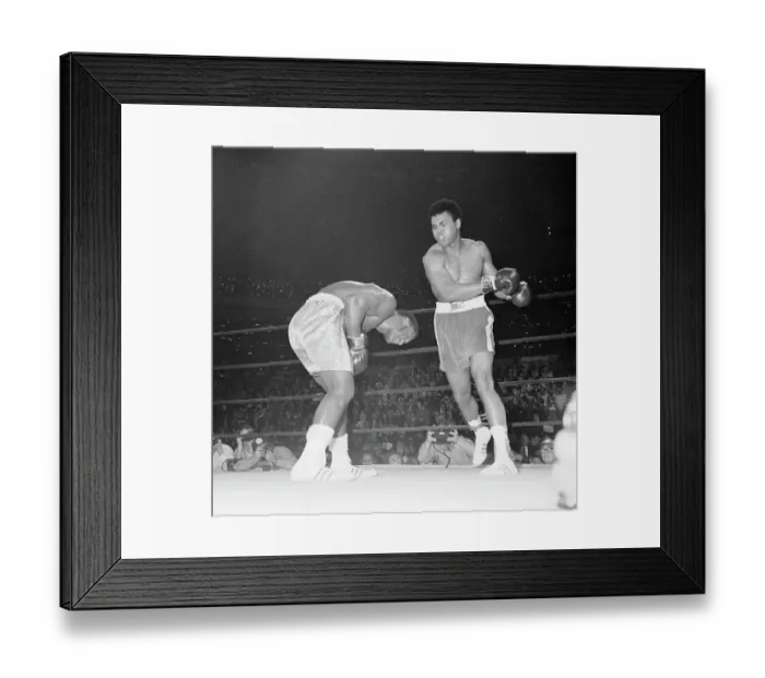 Framed Print : Muhammad Ali and Joe Frazier During Fight Framed Print : Muhammad Ali and Joe Frazier During Fight