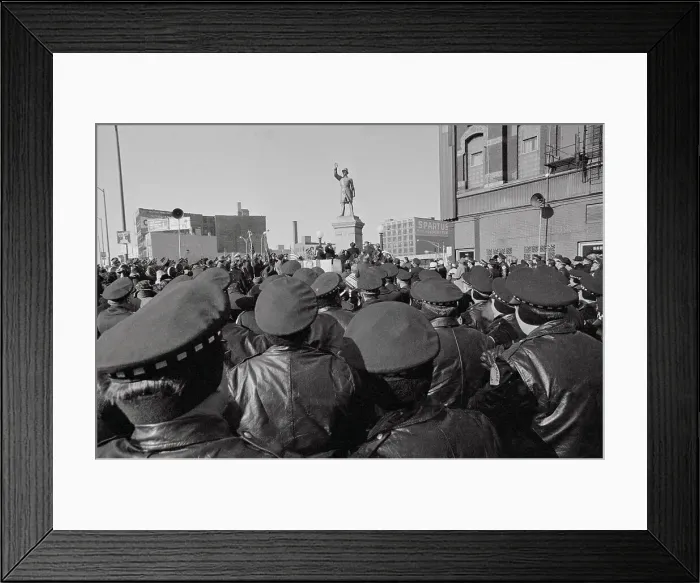 Framed Print : Unveiling of Haymarket Statue