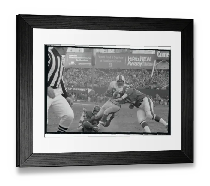 Framed Print : New York Giants Stopping Fake Field Goal