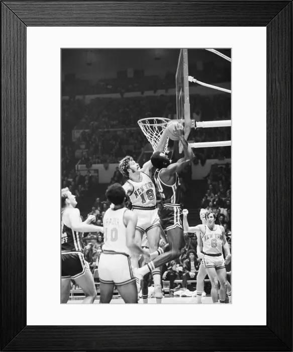 Framed Print : Phil Jackson Blocks Johnny Green's Score Framed Print : Phil Jackson Blocks Johnny Green's Score