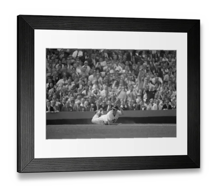Framed Print : Brooks Robinson Making Diving Catch Framed Print : Brooks Robinson Making Diving Catch