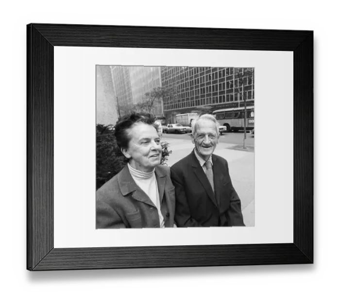 Framed Print : Helen And Scott Smiles On Street Framed Print : Helen And Scott Smiles On Street