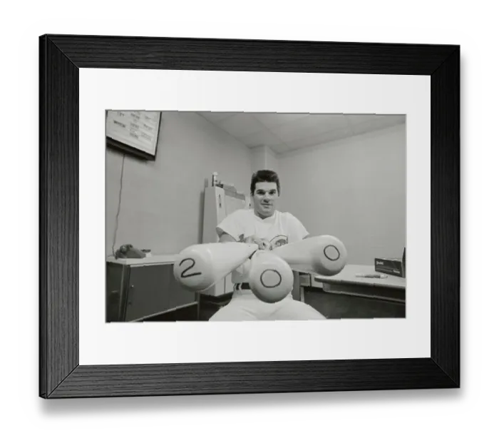 Framed Print : Pete Rose Hitting 200 Framed Print : Pete Rose Hitting 200