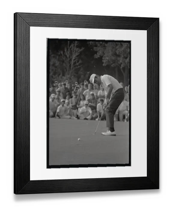Framed Print : Dave Stockton in Position to Hit Golf Ball Framed Print : Dave Stockton in Position to Hit Golf Ball