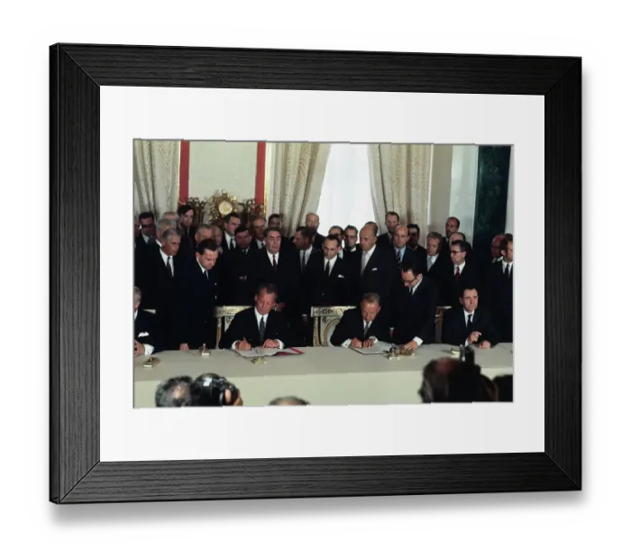 Framed Print : Willy Brandt and Delegates in Session Framed Print : Willy Brandt and Delegates in Session