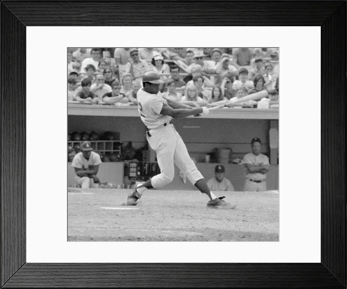 Framed Print : Don Clendenon Batting Framed Print : Don Clendenon Batting