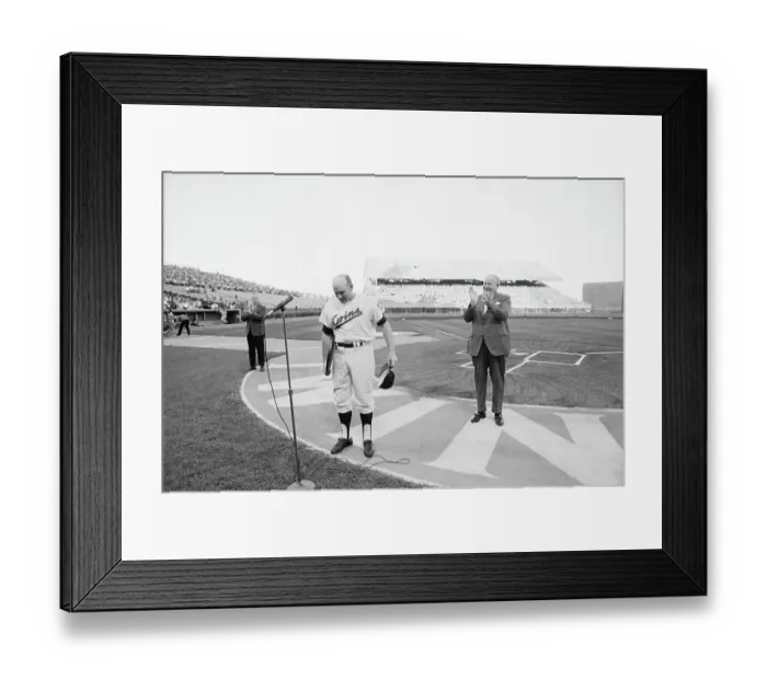 Framed Print : Harmon Killebrew @ Mic Holding Award Framed Print : Harmon Killebrew @ Mic Holding Award