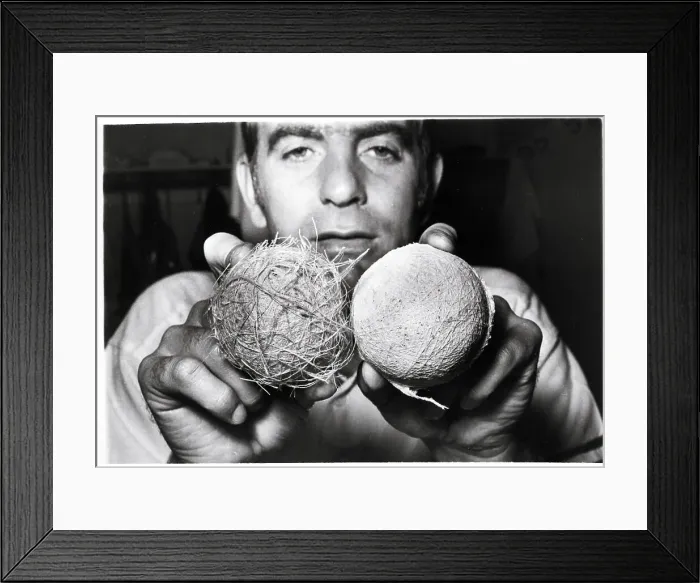 Framed Print : Player Holds Old And New Baseball(Inner) Framed Print : Player Holds Old And New Baseball(Inner)
