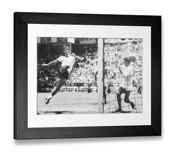 Framed Print : Gerd Mueller Scoring Goal Framed Print : Gerd Mueller Scoring Goal