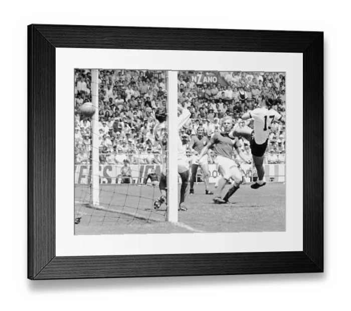 Framed Print : Gerd Mueller Scoring Goal Framed Print : Gerd Mueller Scoring Goal