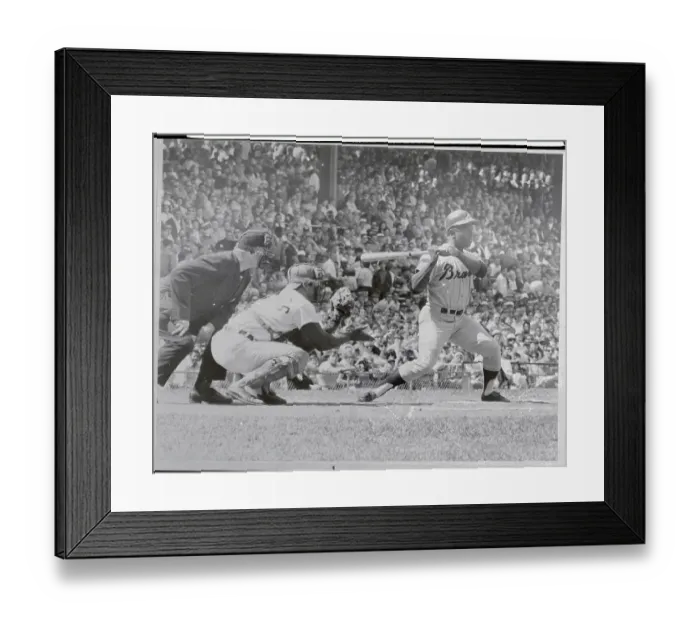 Framed Print : Atlanta Braves Hank Aaron at Bat Framed Print : Atlanta Braves Hank Aaron at Bat