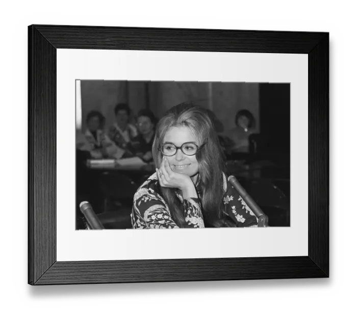 Framed Print : Gloria Steinem, Writer And Critic Framed Print : Gloria Steinem, Writer And Critic