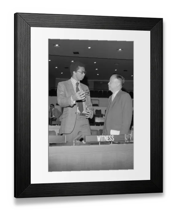 Framed Print : Arthur Ashe and Privado Jimenez Talking Together Framed Print : Arthur Ashe and Privado Jimenez Talking Together