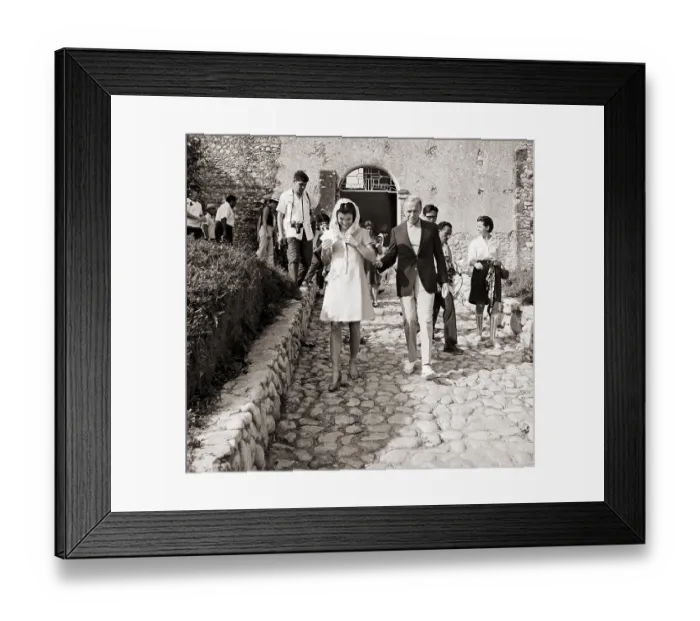 Framed Print : Jacqueline Kennedy with Roswell Gilpatric Framed Print : Jacqueline Kennedy with Roswell Gilpatric