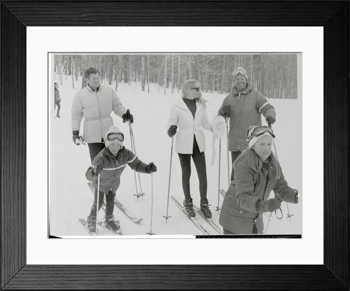 Framed Print : Edward Kennedy and Family Skiing Framed Print : Edward Kennedy and Family Skiing