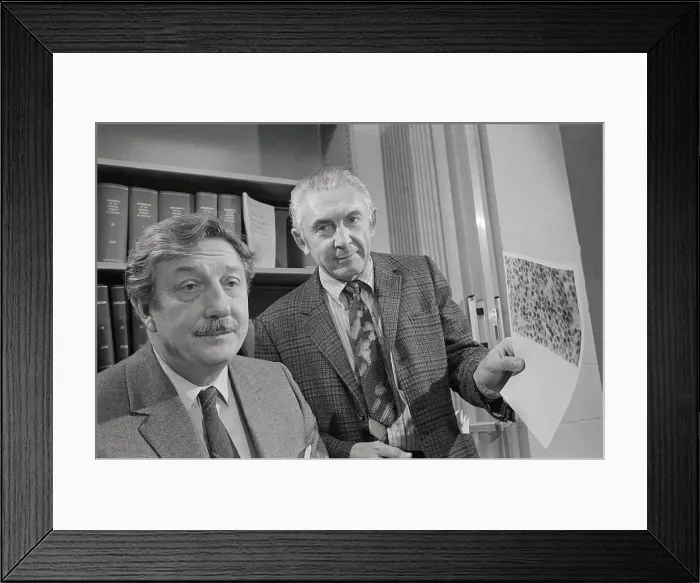 Framed Print : Doctors with Gene Sample from Mice Framed Print : Doctors with Gene Sample from Mice