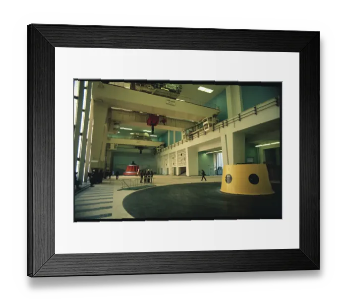 Framed Print : Inside the Turbine Hall Framed Print : Inside the Turbine Hall