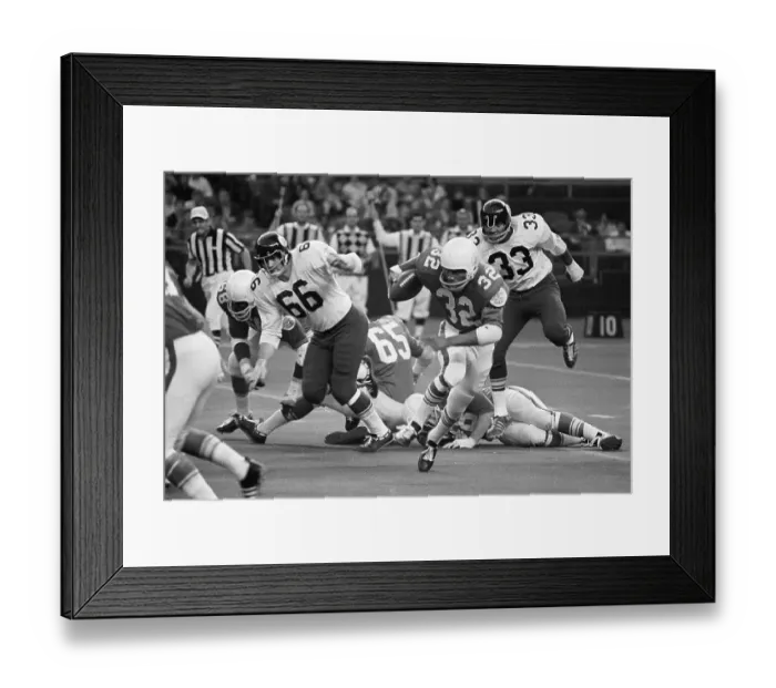 Framed Print : O.J. Simpson Eludes Tackle Framed Print : O.J. Simpson Eludes Tackle