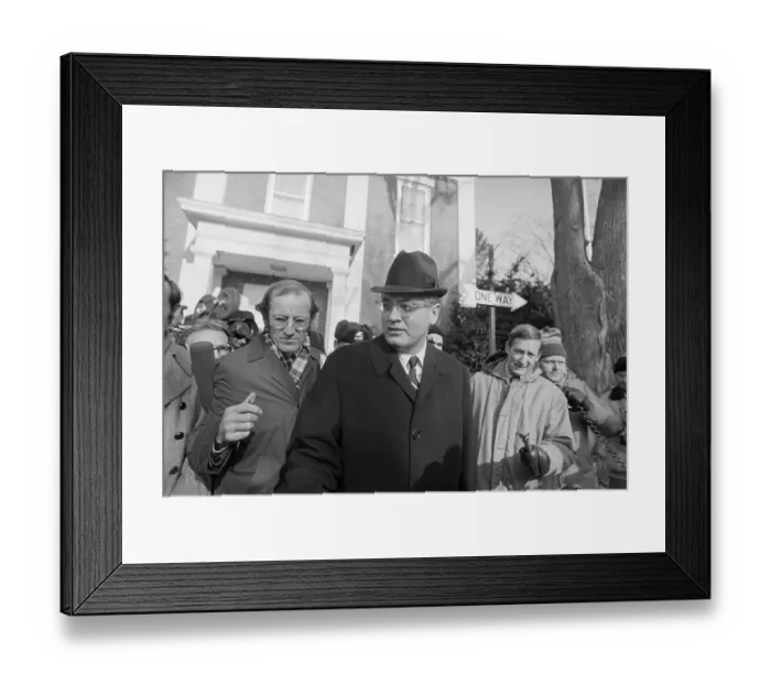 Framed Print : Edmund Dinis Leaving Court Framed Print : Edmund Dinis Leaving Court