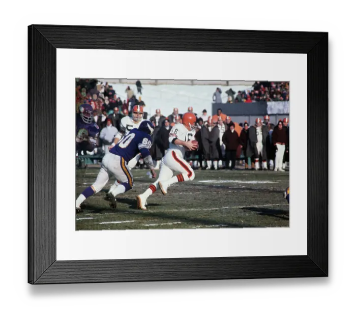 Framed Print : Bill Nelson Running with the Ball Framed Print : Bill Nelson Running with the Ball