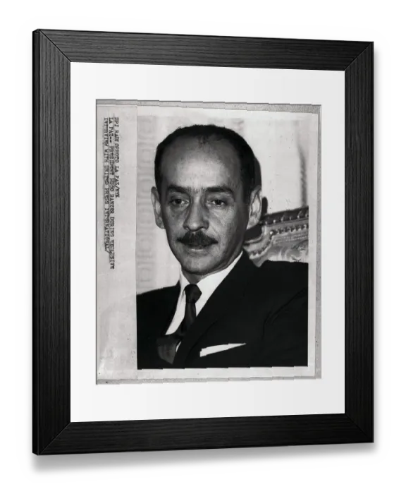 Framed Print : Portrait of Bolivian President Hugo Banzer Framed Print : Portrait of Bolivian President Hugo Banzer