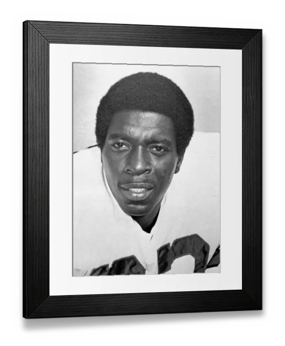 Framed Print : Portrait of Bob Hayes Framed Print : Portrait of Bob Hayes