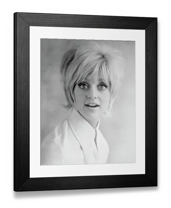 Framed Print : Portrait of Goldie Hawn Framed Print : Portrait of Goldie Hawn