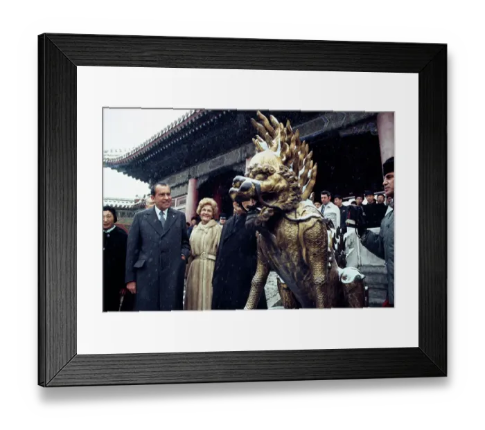 Framed Print : Richard and Pat Nixon by Lion Sculpture in Beijing Framed Print : Richard and Pat Nixon by Lion Sculpture in Beijing