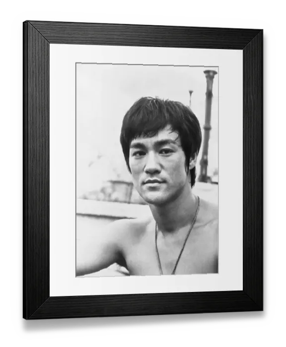 Framed Print : Bruce Lee in The Chinese Connection Framed Print : Bruce Lee in The Chinese Connection