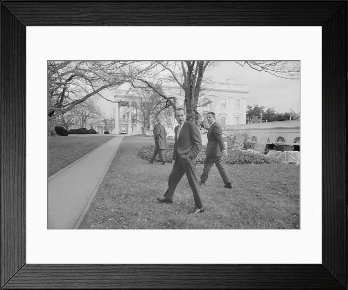Framed Print : President Richard Nixon with His Assistant Framed Print : President Richard Nixon with His Assistant