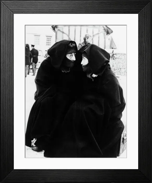 Framed Print : John Lennon And Yoko Ono at Film Site Framed Print : John Lennon And Yoko Ono at Film Site