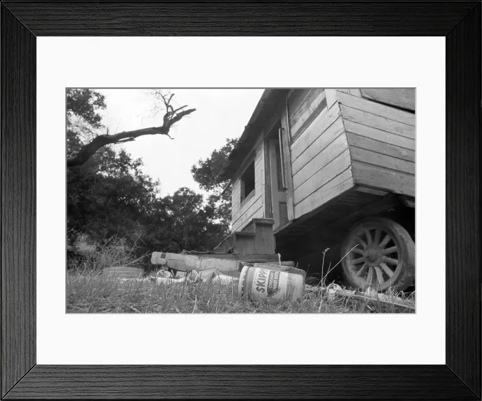 Framed Print : Commune Residence Framed Print : Commune Residence