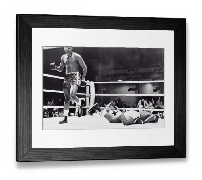 Framed Print : Leotis Martin Knocks Out Sonny Liston Framed Print : Leotis Martin Knocks Out Sonny Liston