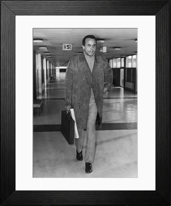 Framed Print : Harry Belafonte Framed Print : Harry Belafonte