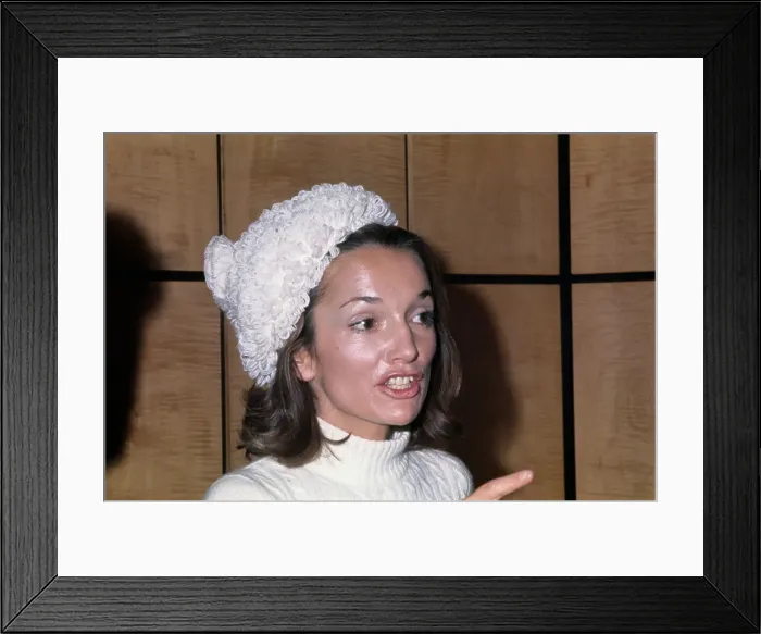 Framed Print : Portrait of Princess Lee Radziwill Framed Print : Portrait of Princess Lee Radziwill