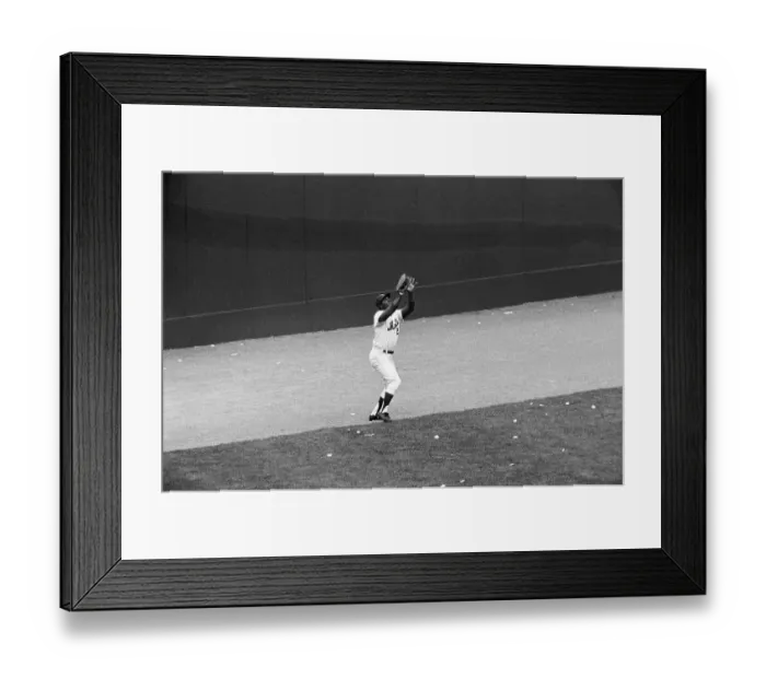 Framed Print : Cleon Jones Catching Final Out of 1969 World Series Framed Print : Cleon Jones Catching Final Out of 1969 World Series