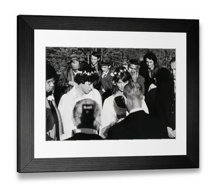 Framed Print : Arlo Guthrie Marrying Jackelyn Hyde
