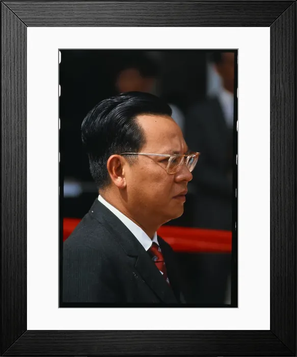 Framed Print : Side View Portrait of Tran Thiem Khiem Framed Print : Side View Portrait of Tran Thiem Khiem