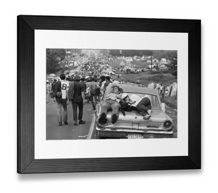 Framed Print : Couple Sleeping on Car at Woodstock, 1969 Framed Print : Couple Sleeping on Car at Woodstock, 1969